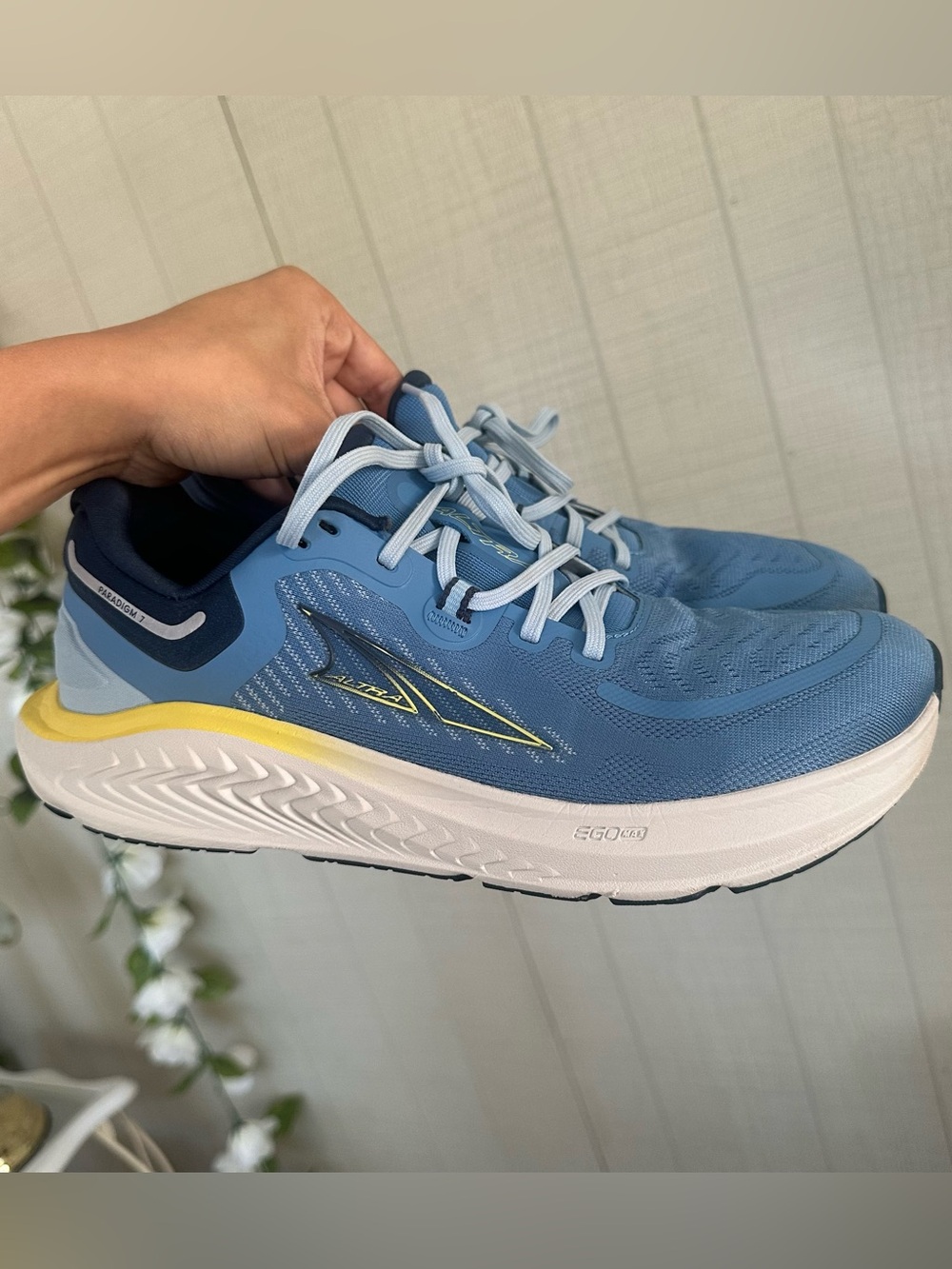 Altra Paradigm 7 Blue Sneakers running shoes size 9.5